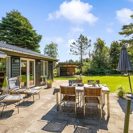 Jenvold - 1-5km From The Sea By Interhome